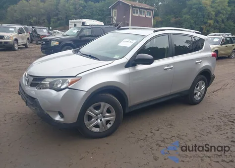 2014 Toyota Rav4 Le z USA, uszkodzony, nr VIN JTMBFREV9EJ008390